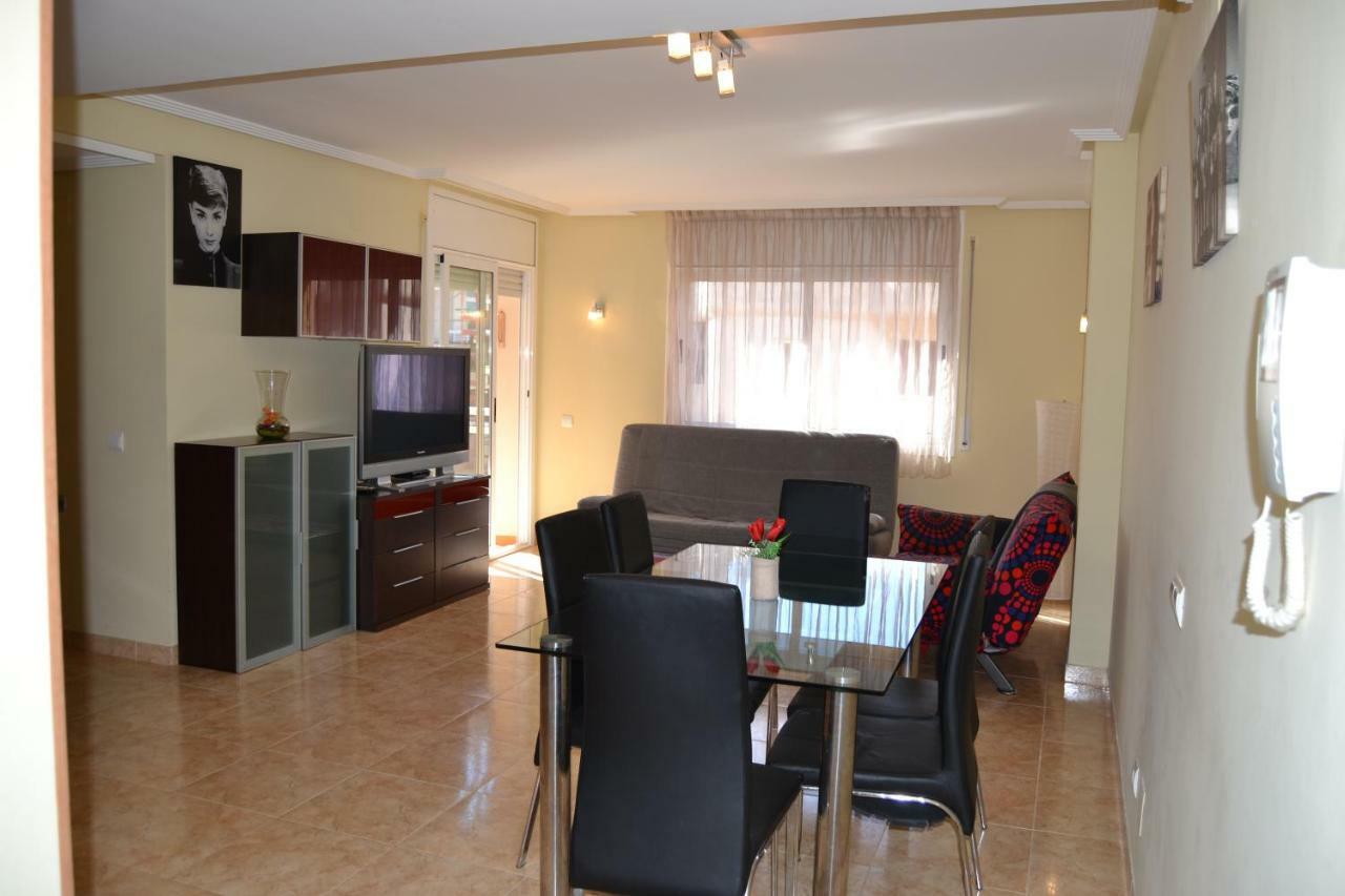 Apartmán Fabuloso Apartamento Familiar Con Piscina En Salou Exteriér fotografie